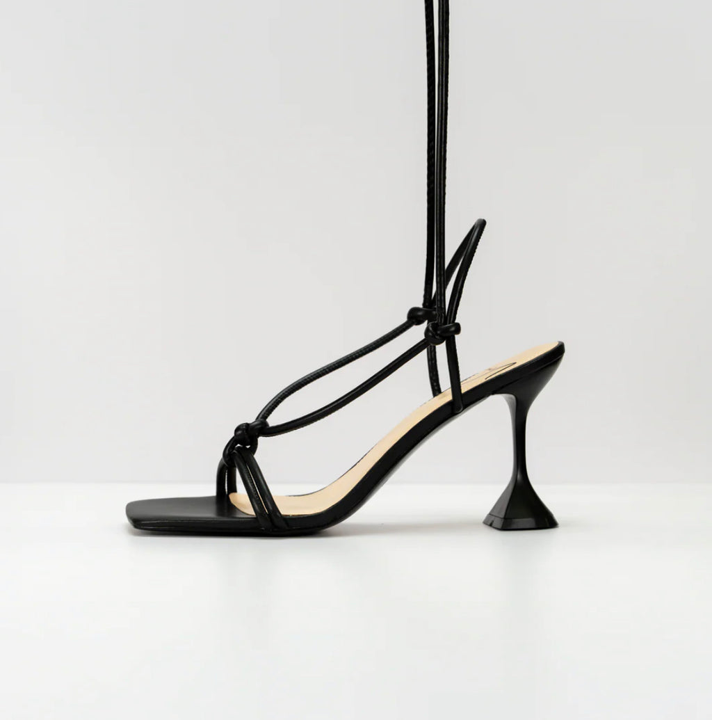The Novah Heel