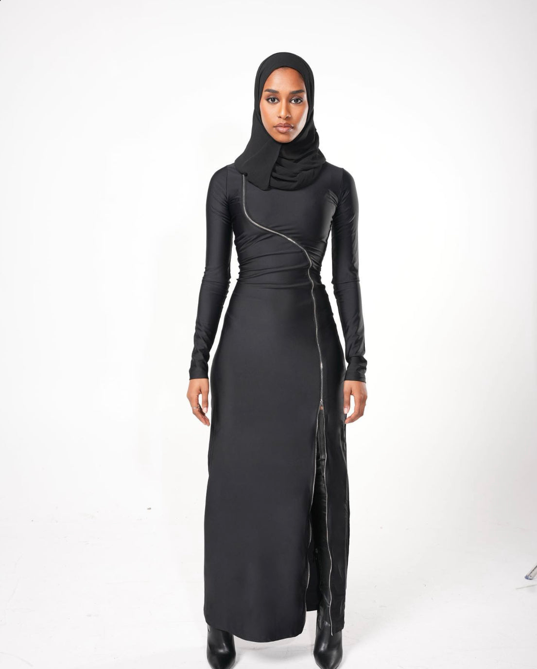 Nuit Noir Zipper Dress